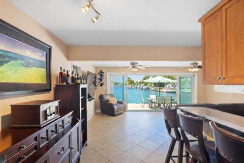 21 Bougainvillea Avenue, Key Haven FL - photo 12 of 34