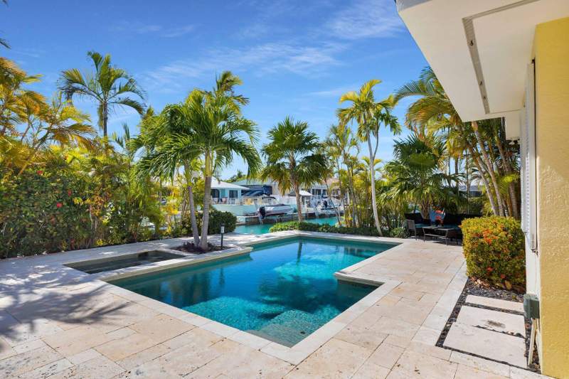 4 bedroom Single Family Residence at 20920 5th Avenue, Cudjoe Gardens (21.0), Cudjoe Key — photo 3