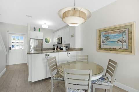 5006 Sunset Village Drive, Duck Key FL - photo 14 of 39