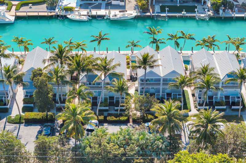 2 bedroom Townhouse at 7017 Harbor Village Drive, Village at Hawks Cay (61.0), Duck Key — photo 1