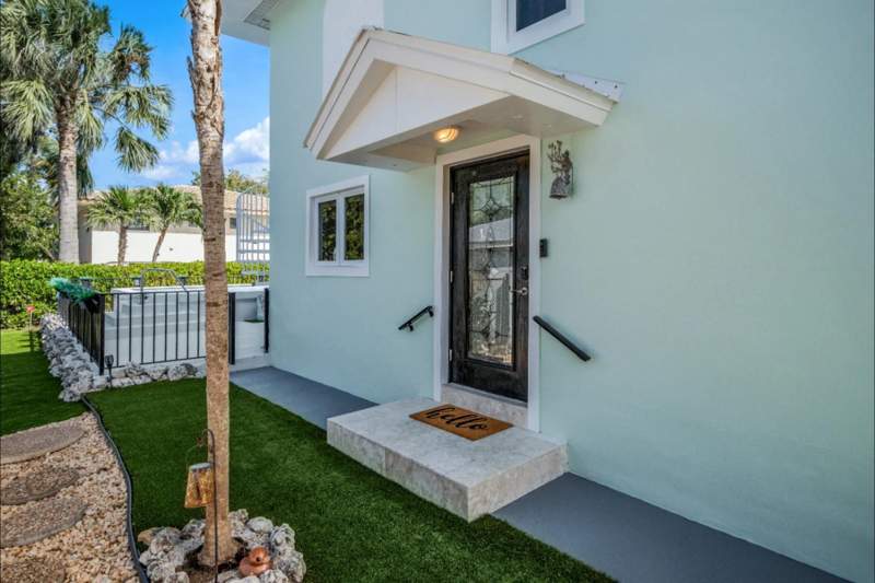 4 bedroom Single Family Residence at 247 W Seaview Circle, Plantation Island (61.0), Duck Key — photo 5