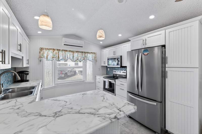 2 bedroom Mobile Home at 701 Spanish Main Drive #536, Venture Out (23.0), Cudjoe Key — photo 5