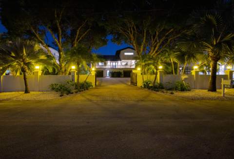 228 Tide Avenue, Plantation Key FL - photo 12 of 100