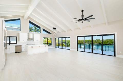 228 Tide Avenue, Plantation Key FL - photo 13 of 100