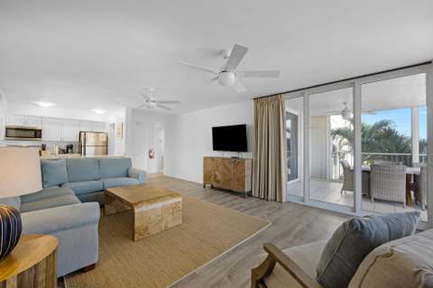 8204 Marina Villas Drive, Duck Key FL - photo 8 of 45
