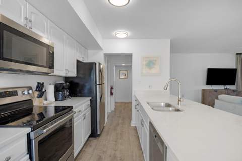 8204 Marina Villas Drive, Duck Key FL - photo 15 of 45