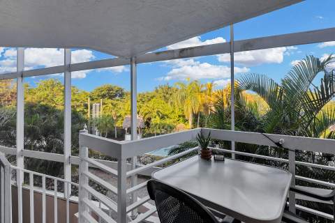 80450 Overseas Highway #Apt 106, Upper Matecumbe Key Islamorada FL - photo 6 of 35
