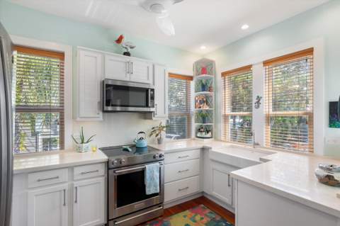 617 Fleming Street #Apt 4, Key West FL - photo 10 of 38