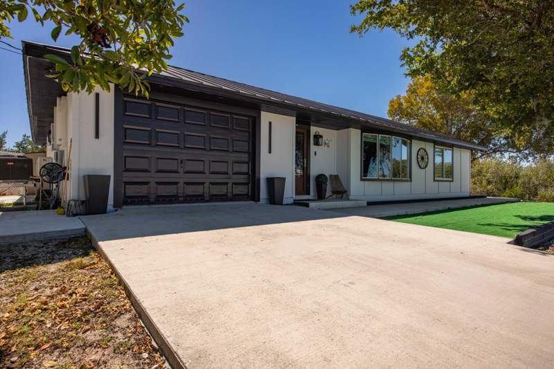 3 bedroom Single Family Residence at 19267 Hansen Trail, Sugarloaf Acres (19.5), Sugarloaf Key — photo 2
