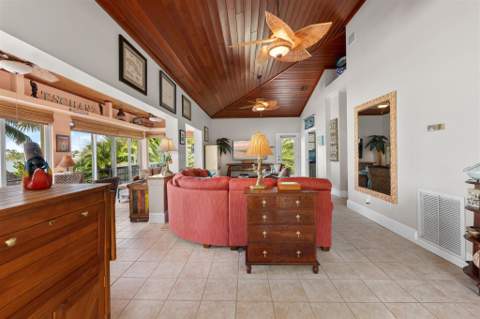 17041 Marlin Drive, Sugarloaf Key FL - photo 10 of 74