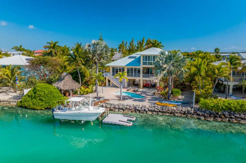 3 bedroom Single Family Residence at 17041 Marlin Drive, Sugarloaf Shores (17.0), Sugarloaf Key — photo 1