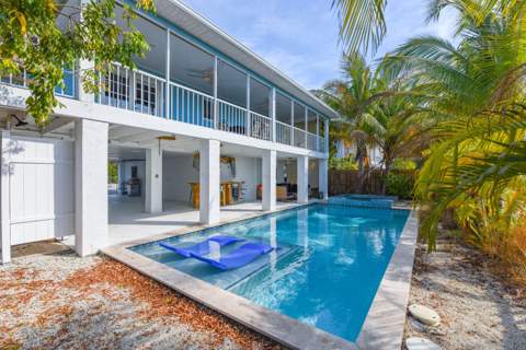 216 Newfound Boulevard, Big Pine Key FL - photo 7 of 48