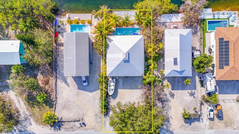 3 bedroom Single Family Residence at 216 Newfound Boulevard, Cahill Pines & Palms (30.0), Big Pine Key — photo 3