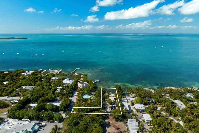 1 bedroom Single Family Residence at 150 List Street, Strattons (82.5), Upper Matecumbe Key Islamorada — photo 1
