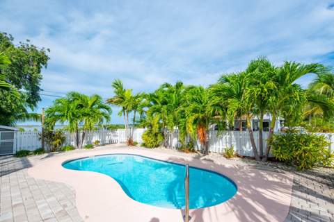 643 Indies Road, Ramrod Key FL - photo 6 of 50