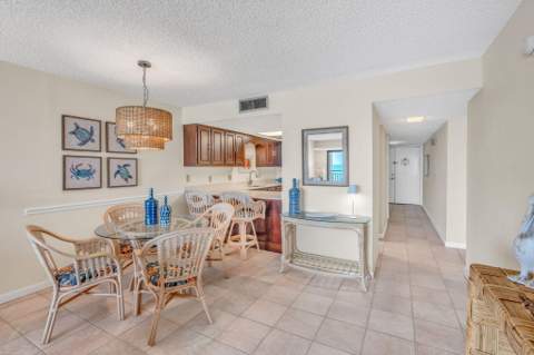 1001 W Ocean Drive #1-204, Key Colony FL - photo 10 of 50
