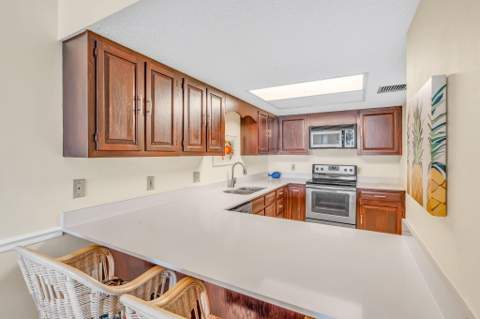 1001 W Ocean Drive #1-204, Key Colony FL - photo 14 of 50
