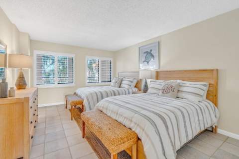 1001 W Ocean Drive #1-204, Key Colony FL - photo 23 of 50