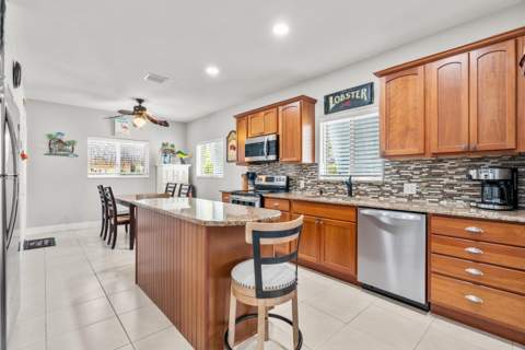 312 Ryan Avenue, Key Largo FL - photo 10 of 47