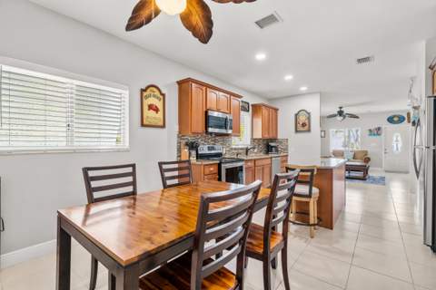 312 Ryan Avenue, Key Largo FL - photo 11 of 47