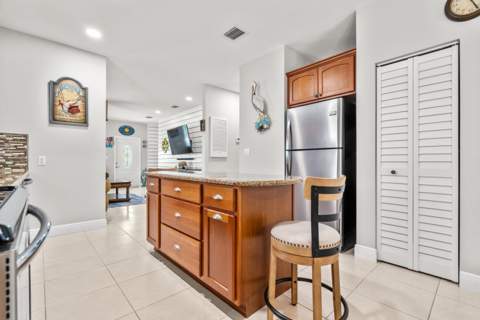 312 Ryan Avenue, Key Largo FL - photo 13 of 47
