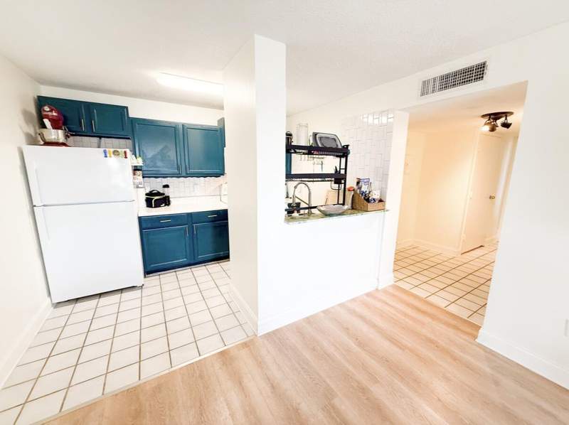 2 bedroom Condominium at 3312 Northside Drive #202, Santa Clara (3.0), Key West — photo 1