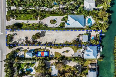 77340 Overseas Highway, home for sale in Lower Matecumbe 33036