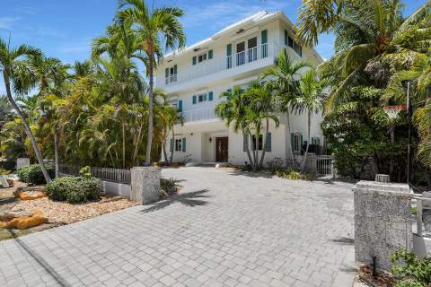 136 San Remo Drive, Plantation Key FL - photo 23 of 66