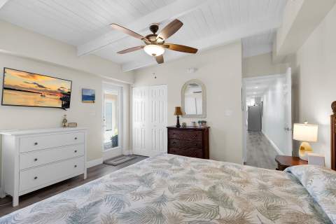 70 7Th Street, Key Colony FL - photo 15 of 46
