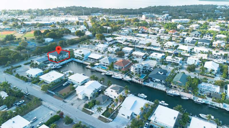 6 bedroom Single Family Residence at 258 Caribbean Drive, Port Largo (100.0), Key Largo — photo 3