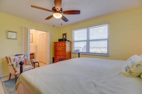1719 Narcissus Avenue, Big Pine Key FL - photo 13 of 36