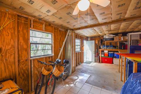 1719 Narcissus Avenue, Big Pine Key FL - photo 20 of 36