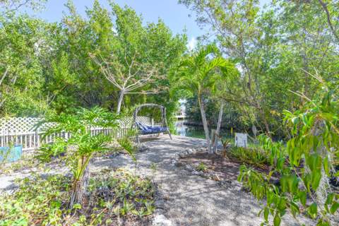 1719 Narcissus Avenue, Big Pine Key FL - photo 23 of 36
