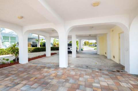 149 Lake Road, Plantation Key FL - photo 10 of 59