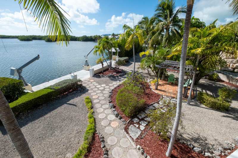 3 bedroom Single Family Residence at 149 Lake Road, Lake Harbor (89.5), Plantation Key — photo 1