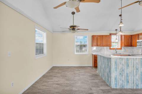 477 W 105Th Street Ocean, Marathon FL - photo 10 of 35