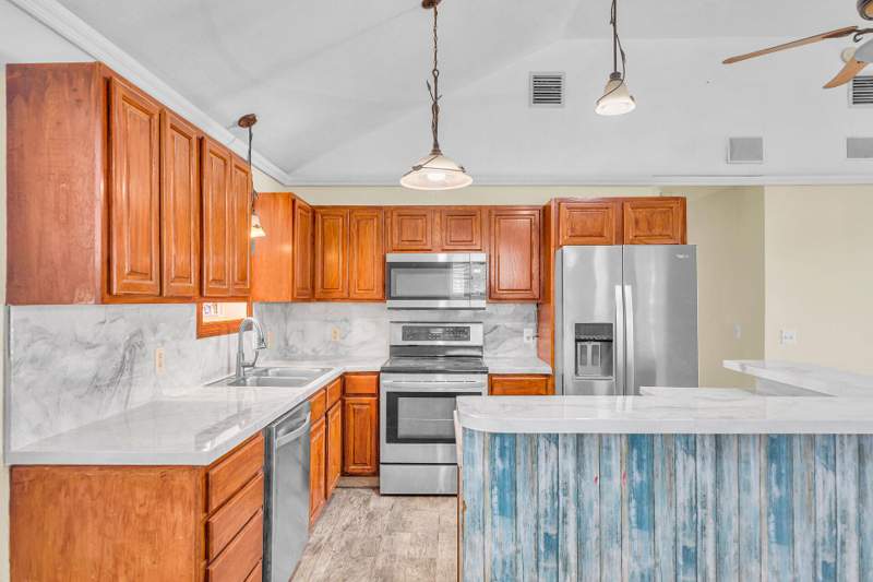 4 bedroom Single Family Residence at 477 W 105Th Street Ocean, Palms, The (53.0), Marathon — photo 5
