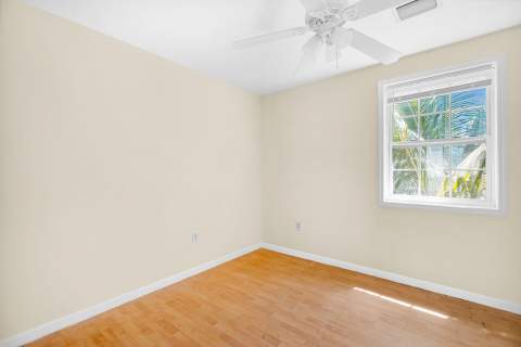 477 W 105Th Street Ocean, Marathon FL - photo 15 of 35