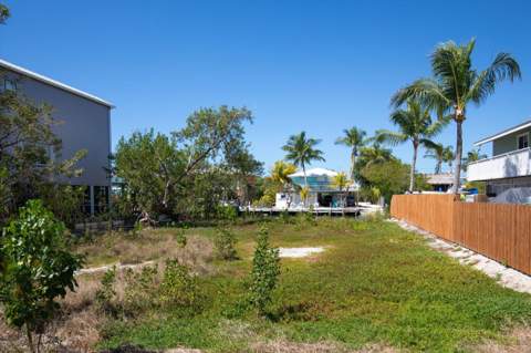 662 Blackbeard Road, Little Torch Key FL - photo 11 of 32