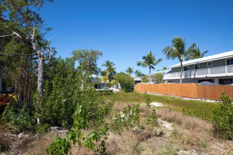 662 Blackbeard Road, Little Torch Key FL - photo 12 of 32