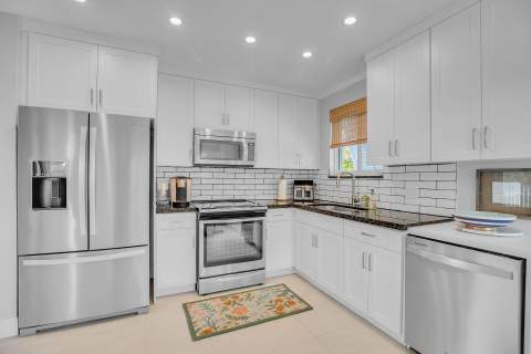 128 Dove Avenue, Key Largo FL - photo 15 of 52