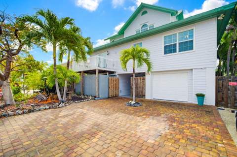 28560 Doubloon Road, Little Torch Key FL - photo 9 of 65