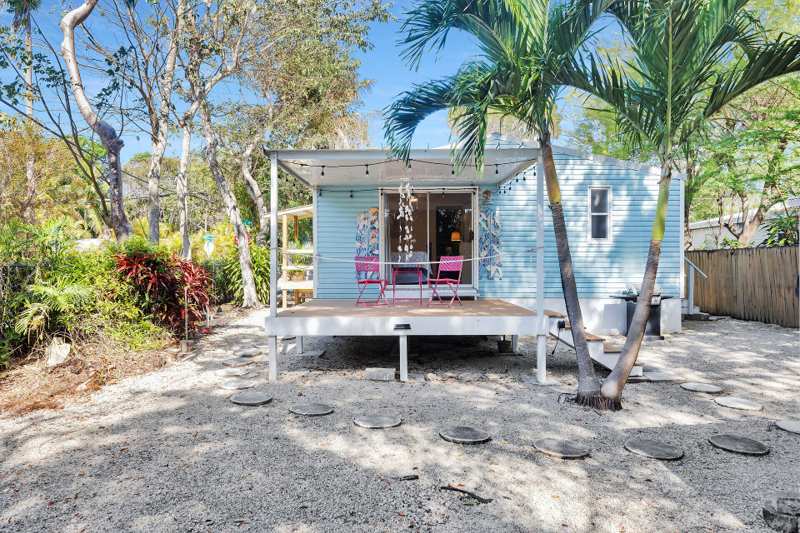 3 bedroom Mobile Home at 11 Oakwood Avenue, Largo Highlands (106.0), Key Largo — photo 1
