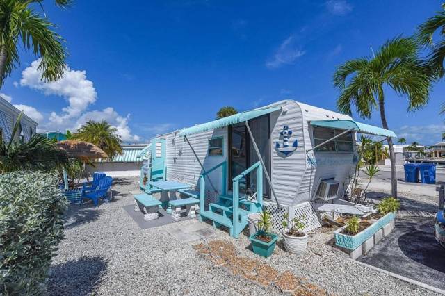 701 Spanish Main Drive #423