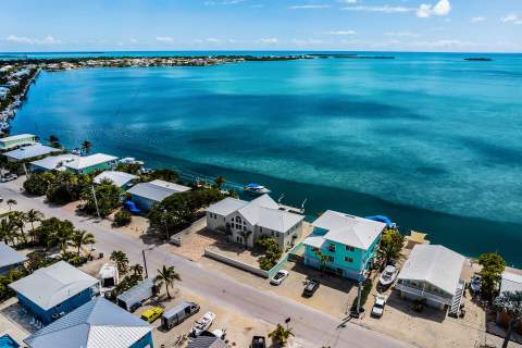 24348 Caribbean Drive, Summerland Key FL - photo 10 of 65