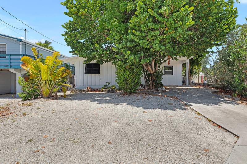 4 bedroom Single Family Residence at 178 Coral Avenue, Edenaire (90.5), Plantation Key — photo 2