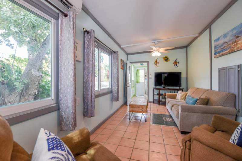 2 bedroom Mobile Home at 701 Spanish Main Drive #28, Venture Out (23.0), Cudjoe Key — photo 3