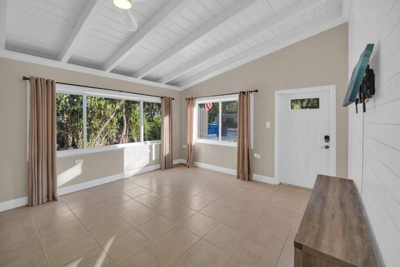 3 bedroom Single Family Residence at 124 S Hammock Road, Hammock (83.5), Upper Matecumbe Key Islamorada — photo 3