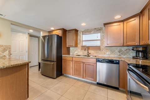 200 Wrenn Street #Apt 510, Plantation Key FL - photo 11 of 38