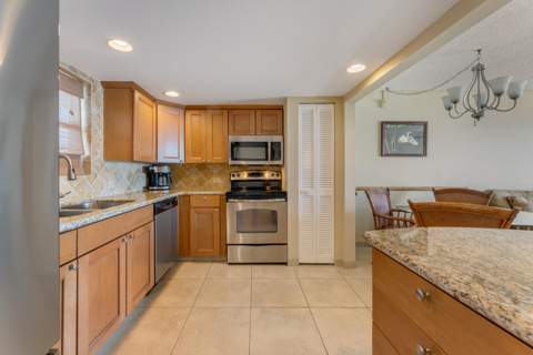 200 Wrenn Street #Apt 510, Plantation Key FL - photo 12 of 38